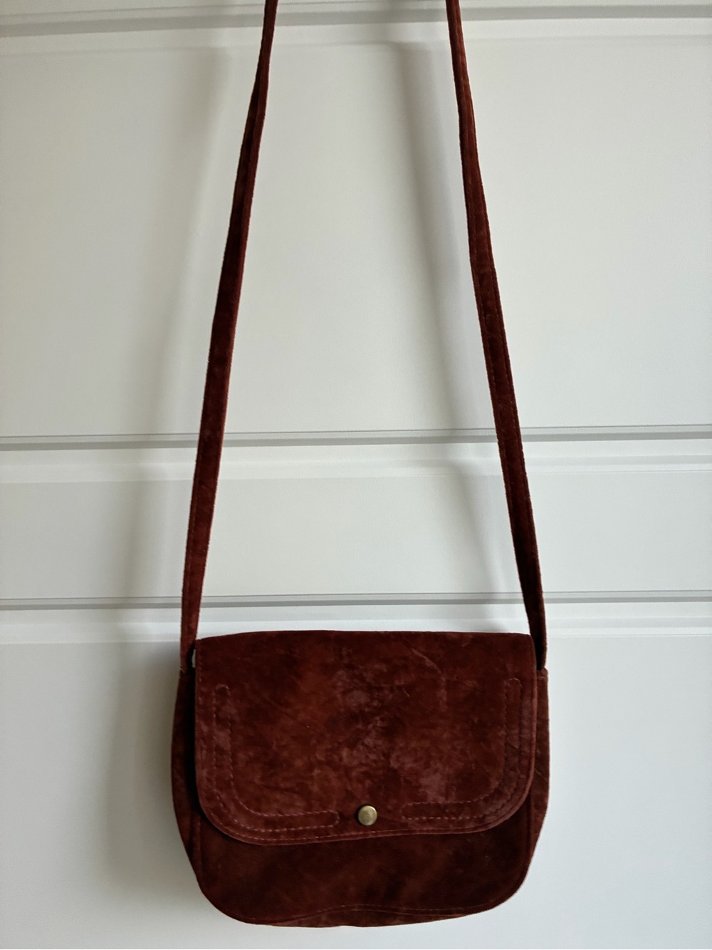 Universal Thread Rust Brown Suede Crossbody Bag